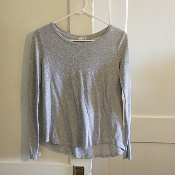 Tops - Picture 5 of 7